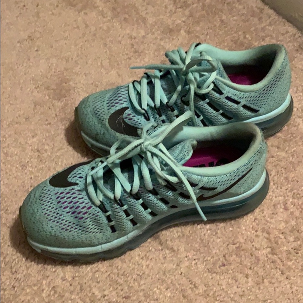 Nike’s Neutral Ride - Picture 2 of 2